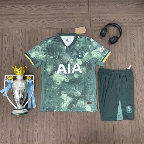 Áo bóng đá Tottenham Hotspur AIA 24 25 third màu xanh cỏ mẫu thứ 3 mùa