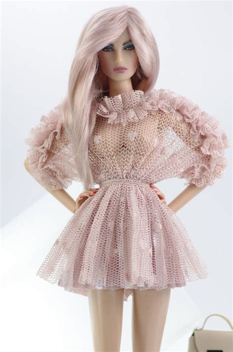 Pin By Rifaut On Dolls Models Barbie Dress Barbie Fashion Fashion