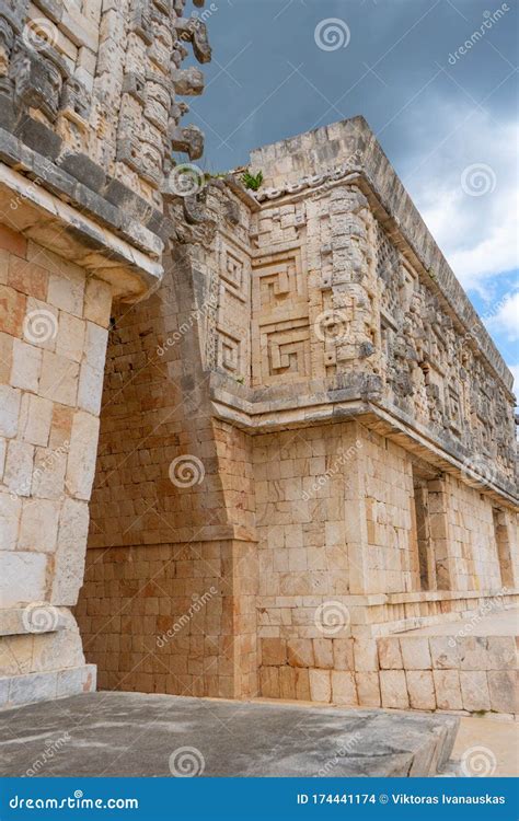 Fragmento De Los Gobernadores Palace Nunnery Quadrangle Uxmal Una