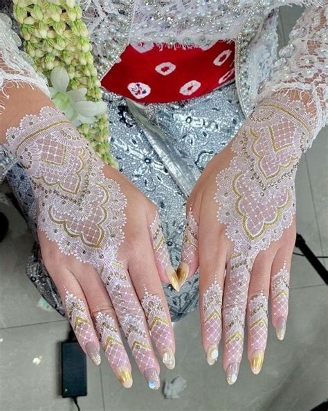 Desain Mehndi Yang Cantik Untuk Pengantin