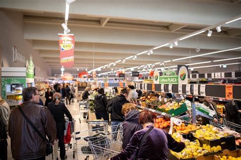 Praznično radno vreme prodavnica Proleter Lidl Maxi DIS SHOP Parka