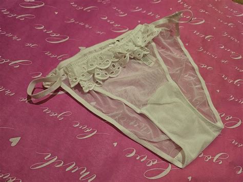 Белые трусики бикини из сетки victorias secret — ціна 350 грн у ...