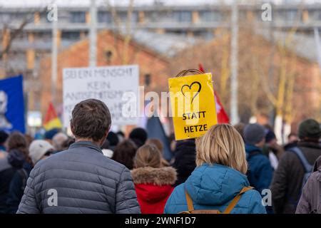 Organizza La Dimostrazione Gegen Rechtsruck Ausbeutung Und