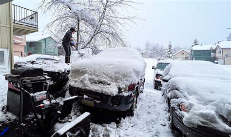 Alaska City Of Anchorage Issues Snow Emergency After Two Days Of