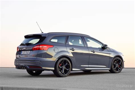 Ford Focus St Mk3 Fl 20 Ecoboost 250 Km 2015 Kombi Skrzynia Ręczna