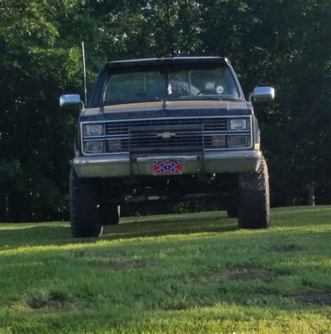 84 Chevy K10 Lifted Pickup