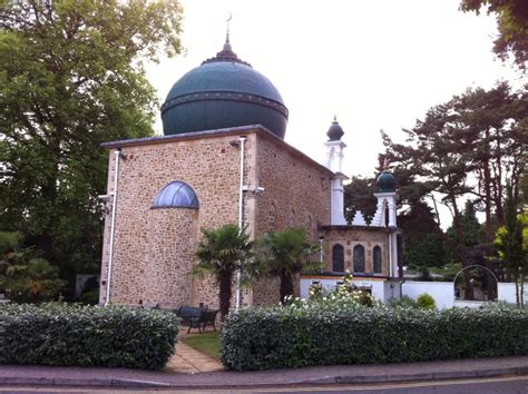 Shah Jahan Mosque - The First Mosque in the UK - In The Playroom