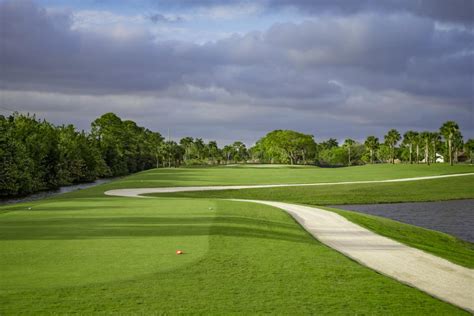 Eastpointe Country Club West Course | Golf Courses | GolfDigest.com