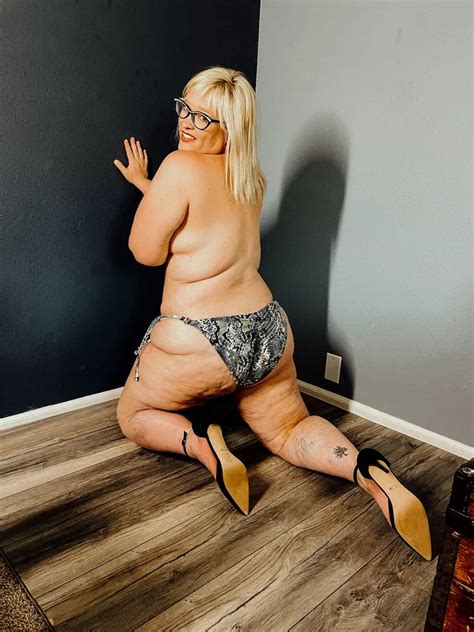 Bikini Babe Nude Pics XHamster