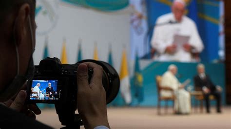 Il Papa Arrivato In Kazakhstan Inizia Il Viaggio Apostolico Vatican News