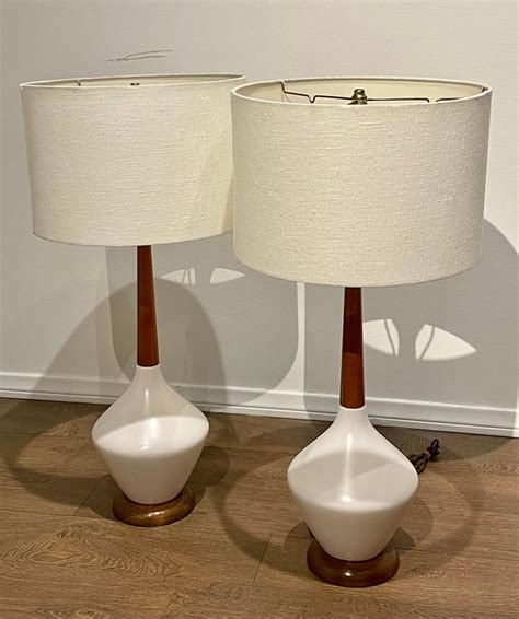 Pair Of American Mid Century White Satin Cearmic And Walnut Table Lamps At 1stdibs