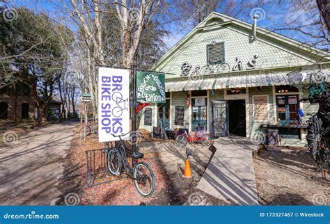 Brooks Bike Shop - Covington, Louisiana Editorial Photography - Image ...