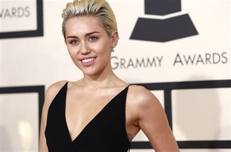 Billy Ray Cyrus Instagram Photo Sparks Speculation That Daughter Miley Secretly Got Married