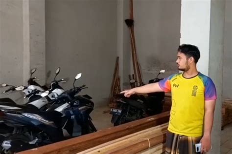 Viral Komplotan Bandit Gasak Motor Warga Gunakan Mobil Di Cilincing