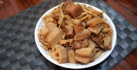 Chinese Festivals Recipe Stewed Lotus Root With Dry Bamboo Shoot And