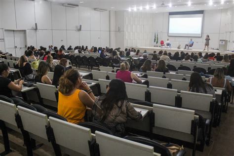 Mesa Redonda discute Bullying e Violência Escolar diretores das