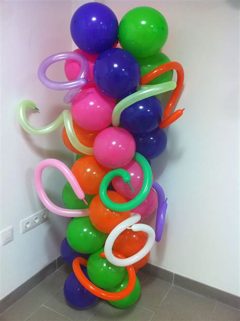 Columna Decorativa Con Globos En Espiral