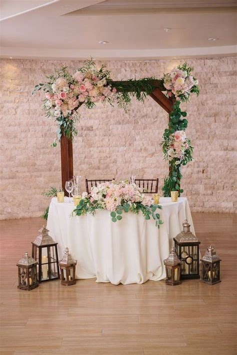 ️ 20 Rustic Country Wedding Sweetheart Headtable Ideas - Hi Miss Puff