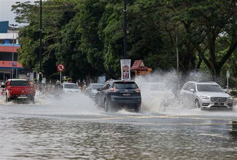 Gelombang Banjir Kedua Johor Mangsa Banjir Mersing Bertambah Astro Awani