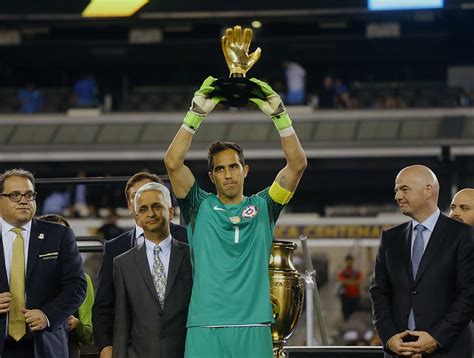 Chilavert Ubicó A Claudio Bravo Como Uno De Los Cinco Mejores Arqueros