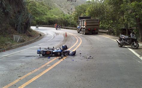 Cuáles son las principales causas de accidente en motos El Defensalista