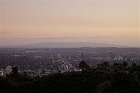 Voyagers: Mulholland Scenic Drive