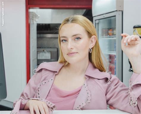 Amelia Dimoldenberg Emilynudess Ameliadimz Nude OnlyFans Leaks