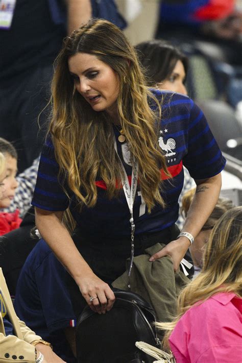 Photo Marine Lloris Femme De LLORIS Hugo FRA En Tribune Avant Le