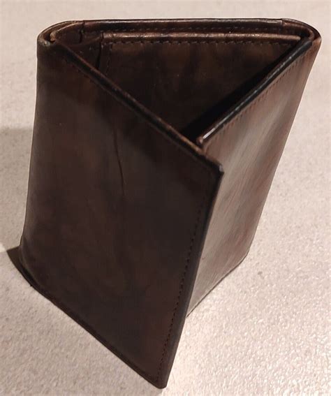 Genuine Brown Leather Slim Trifold Wallet For With ID Gem