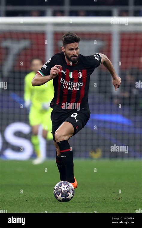 Milan Italie F Vrier Olivier Giroud De L Ac Milan Contr Le