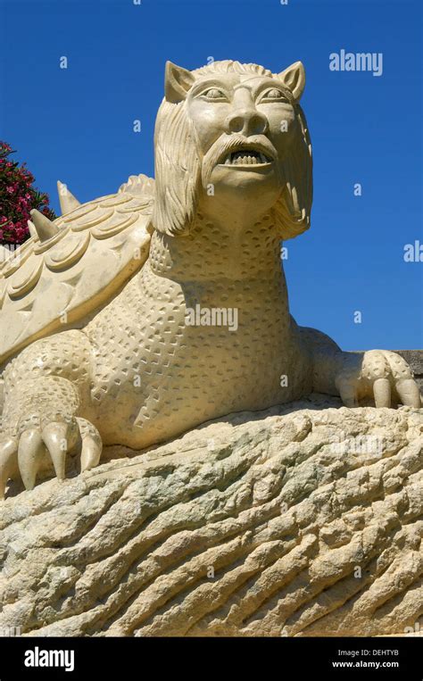 Tarasque Tarascon Hi Res Stock Photography And Images Alamy