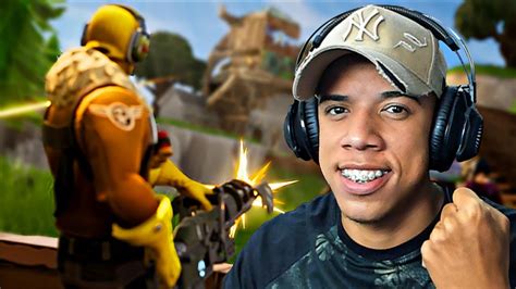 JOGANDO FORTNITE DEPOIS DE MUITO TEMPO SERÁ QUE DEU BOM YouTube