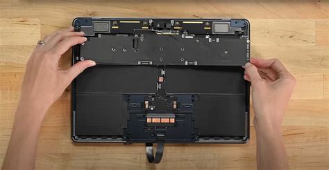 Apples Newest 15 Inch M2 MacBook Air Does Not Feature Any Cooling Fan