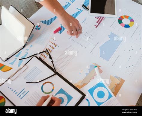 Diagrams Hi Res Stock Photography And Images Alamy