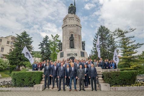 Парламентарни избори 2024 - Възраждане