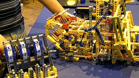 Lego Mechanical Loom By Nico71 Mechanical Loom, Mechanical Movement ...