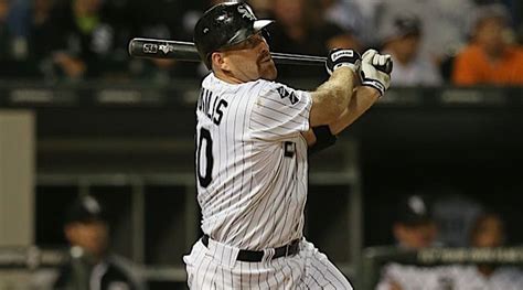 Kevin Youkilis Officially Joins Yankees – The Forward