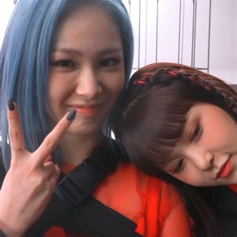 Pin By Gay Nerd Iii On Everglow Kpop Debut Ship