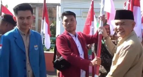 Semarakkan Hut Ri Ke Pemkab Kerinci Bagikan Ribu Bendera Merah