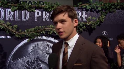 Jurassic World Premiere Chris Pratt Bryce Dallas Howard Ty Simpkins Nick Robinson Youtube