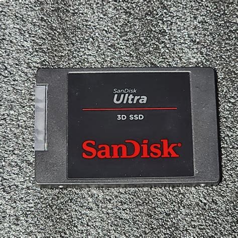 【やや傷や汚れあり】sandisk Ultra 3d Ssd Sdssdh3 2t00 2000gb 2tb Sata Ssd 正常品 2 5インチ内蔵ssd フォーマット済 Pcパーツ