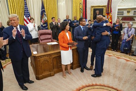 Trump Hosts Swearing-In of Gen. Charles Brown Jr., First Black Service ...