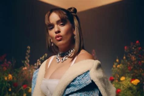 Sección visual de Sech Daddy Yankee J Balvin feat Rosalía Farruko