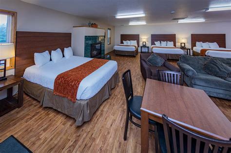 Nisqually Lodge Best Hotel In Ashford Near Mt Ranier Ntl Park White