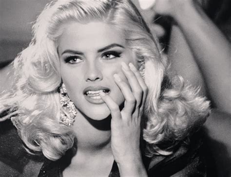 Anna Nicole Smith Theyll Chew You Up And Spit You Out Highlander