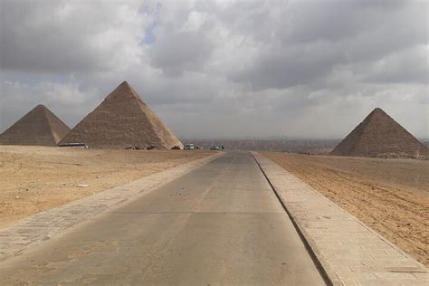 Gef Hrte Ganztagestour Zu Den Pyramiden Von Gizeh Dem Gyptischen