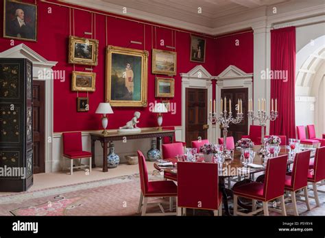 Luxurious Dining Room Stock Photo Alamy