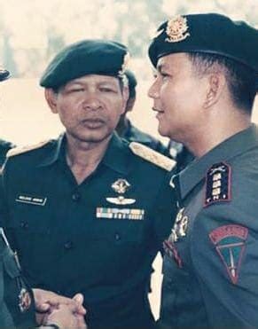 Menhan Prabowo Berikan Penghormatan Terakhir Ke Mayjen Tni Purn Mulchis