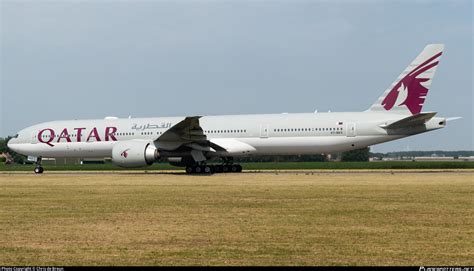 A7 BEX Qatar Airways Boeing 777 3DZER Photo By Chris De Breun ID