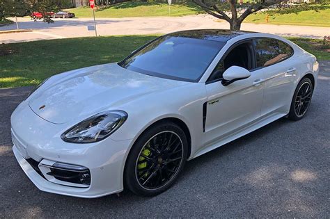 We Drive 2021 Porsche Panamera 4s E Hybrid Living In Taycans Shadow